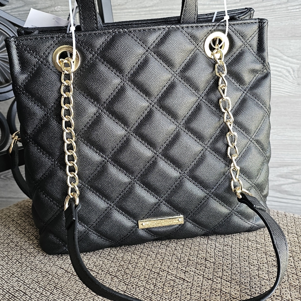 Betsey Johnson Heart Pendant Shoulder Bag - Picture 3 of 6